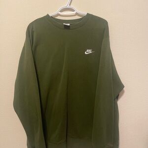 Nike Green Crewneck Sweater with Ribbed Cuffs